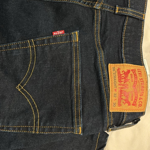 Levi Jeans Bundle - Picture 4 of 9